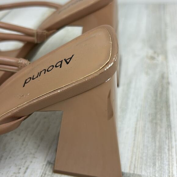 Abound womens 11 tan faux leather block heel open toe slip on sandals - Picture 5 of 9